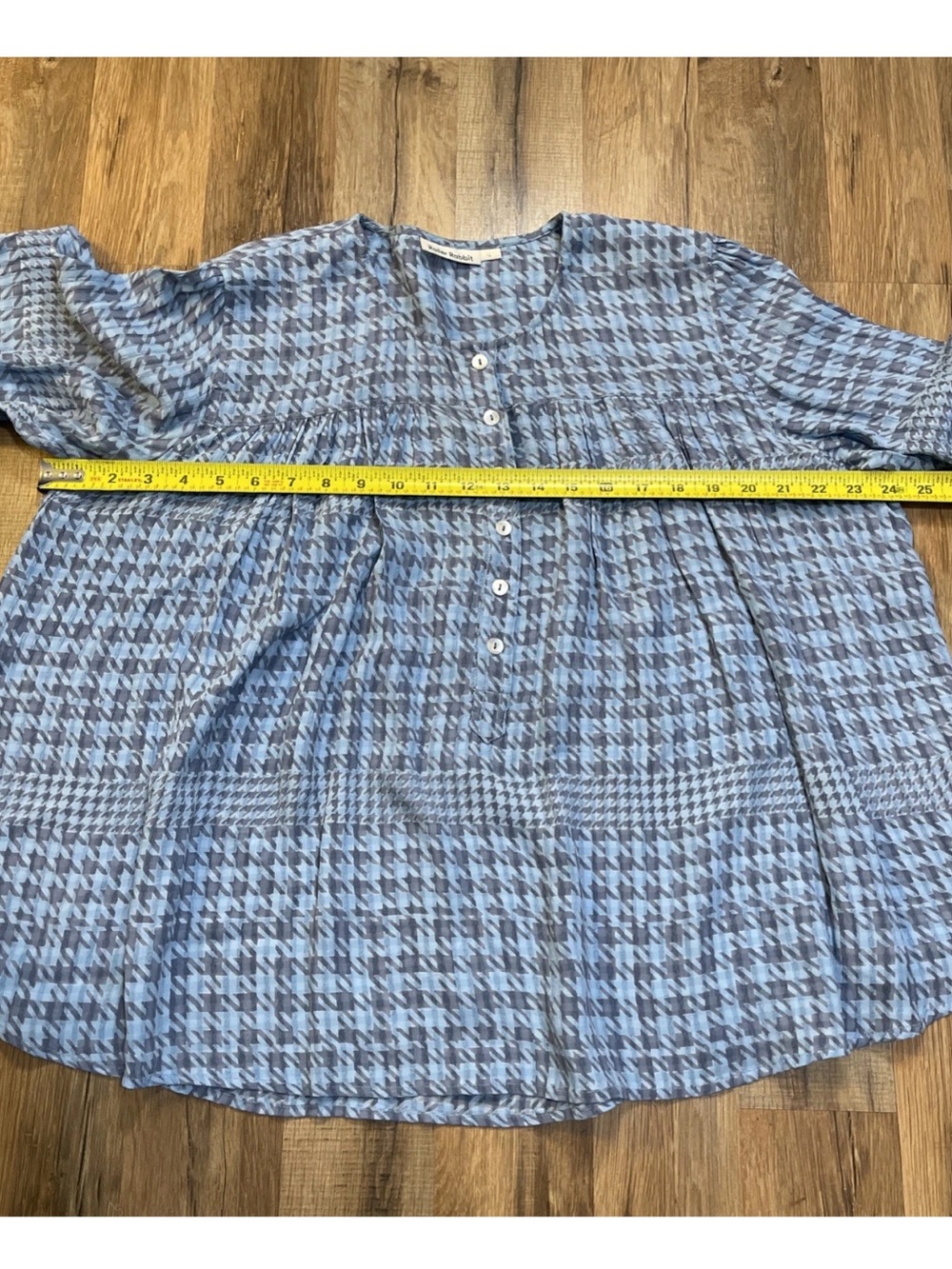 Roller Rabbit Rakella Women’s Blouse Size Large - Picture 10 of 11